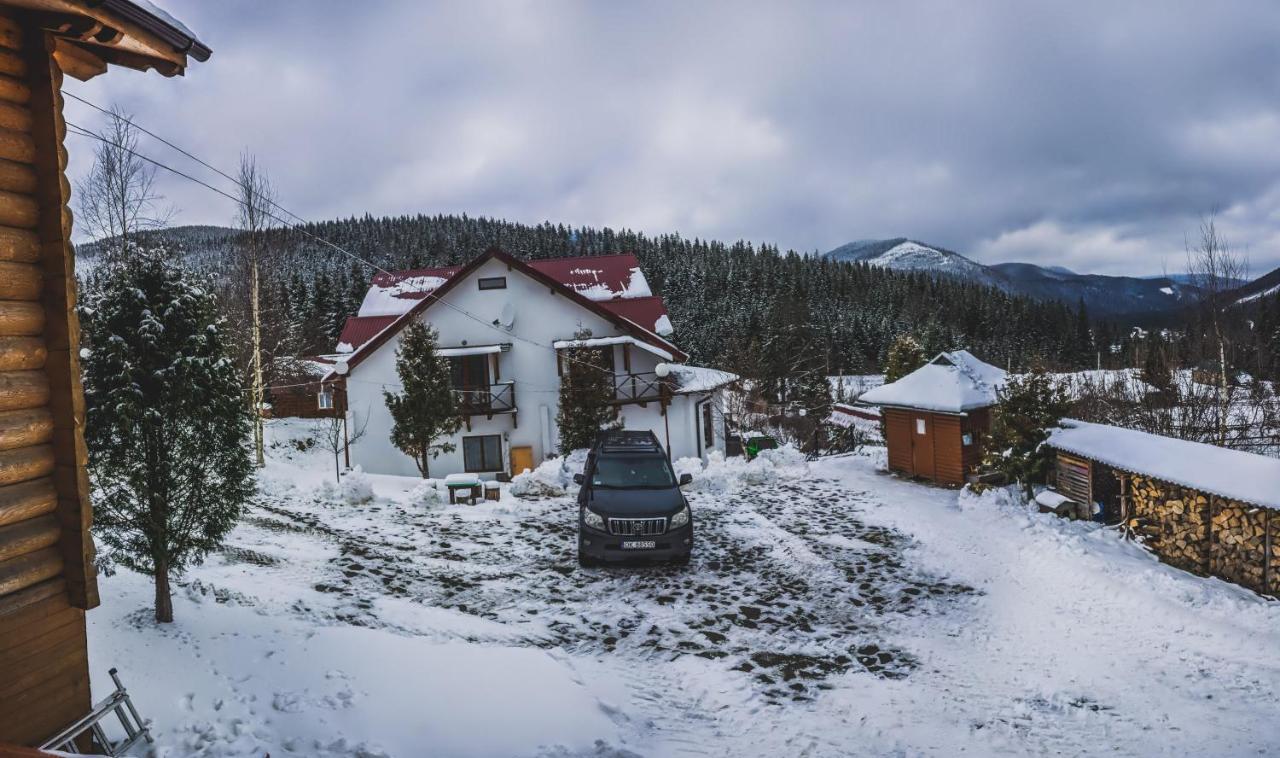 Affittacamere 12 Months Estate Myslovka Esterno foto